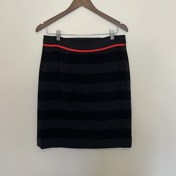 Per Se Lined Wool Skirt Black Gray Striped Gold Button Detail Career Office - Picture 4 of 7
